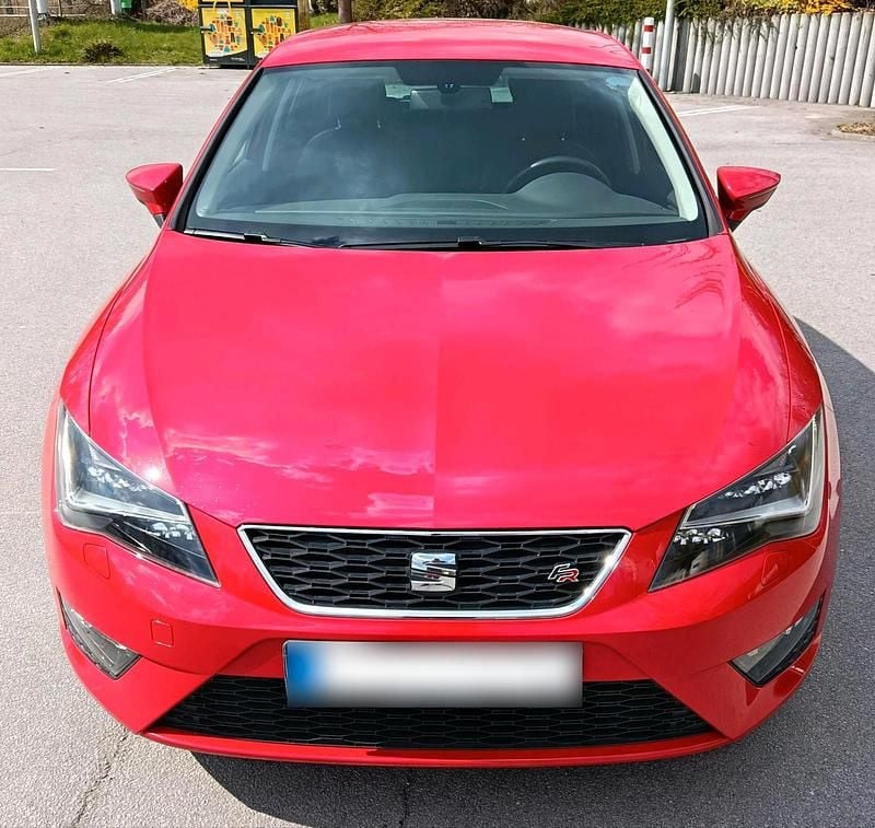 Gebraucht Seat Leon FR 122 PS (89 kW) 2014 Rot Limousine