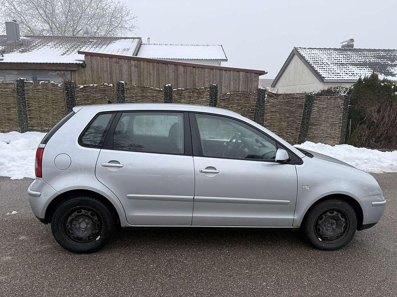 Gebraucht VW Polo Cricket 64 PS (47 kW) 2005 Silber Kleinwagen