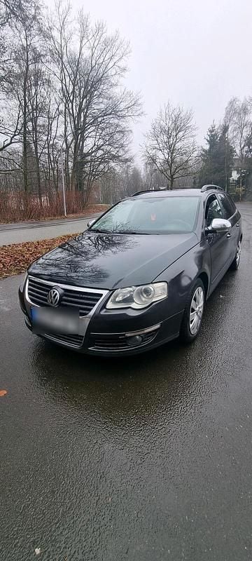 Braun Gebraucht 2008 VW Passat Kombi | 1.700 € (Superpreis) - Bild 1/4