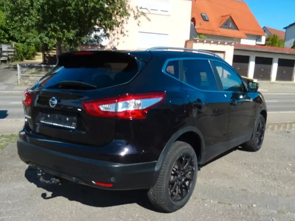 Gebraucht Nissan Qashqai Tekna 131 PS (96 kW) 2016 SUV