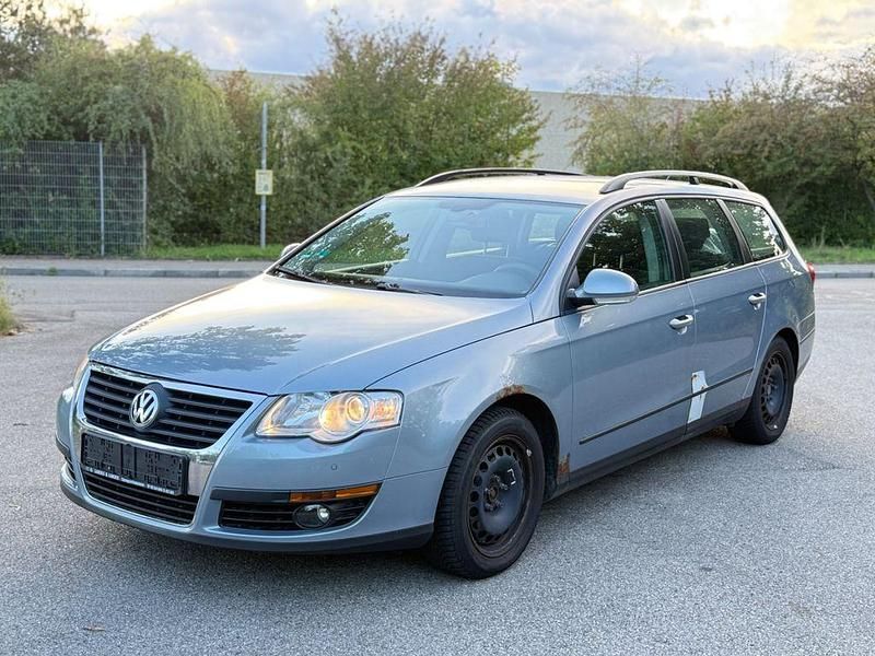 Grau Gebraucht 2010 VW Passat Trendline Kombi | 1.999 € (Superpreis) - Bild 1/4