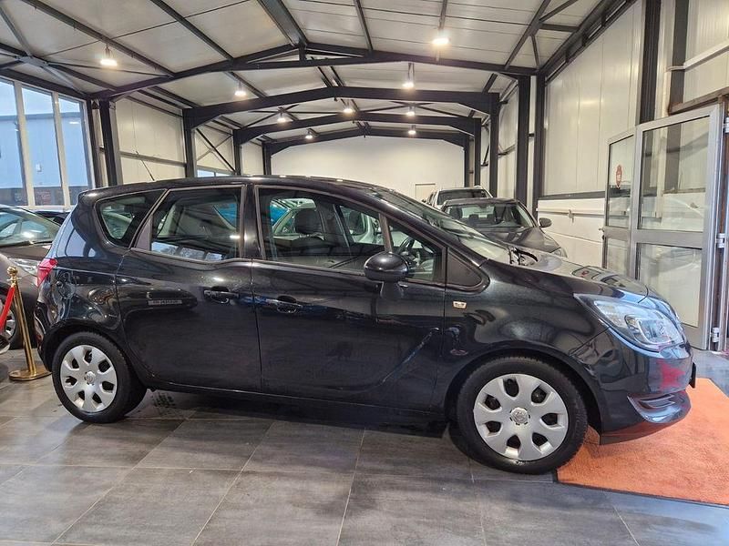 Schwarz Gebraucht 2014 Opel Meriva Edition Van / Kleinbus | 6.490 € (Fairer Preis) - Bild 1/4