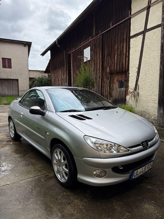 Silber Gebraucht 2005 Peugeot 206 CC Quiksilver Cabrio | 900 € (Superpreis) - Bild 1/4