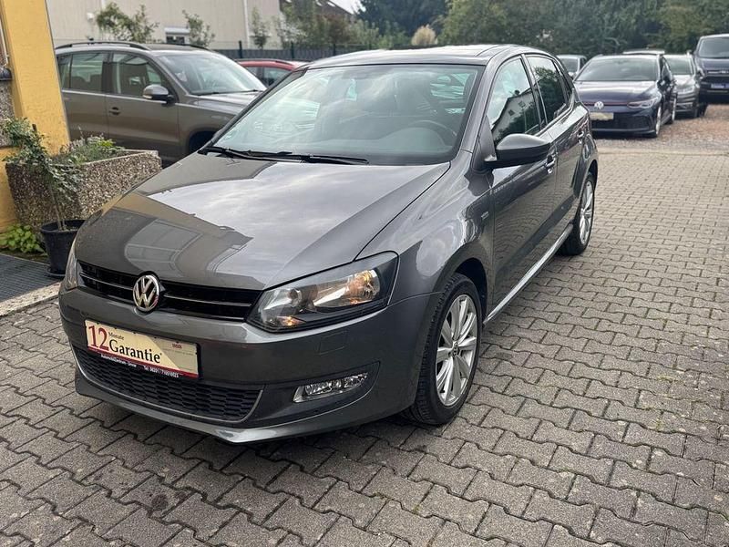 Gebraucht VW Polo Life 105 PS (77 kW) 2013 Grau Limousine