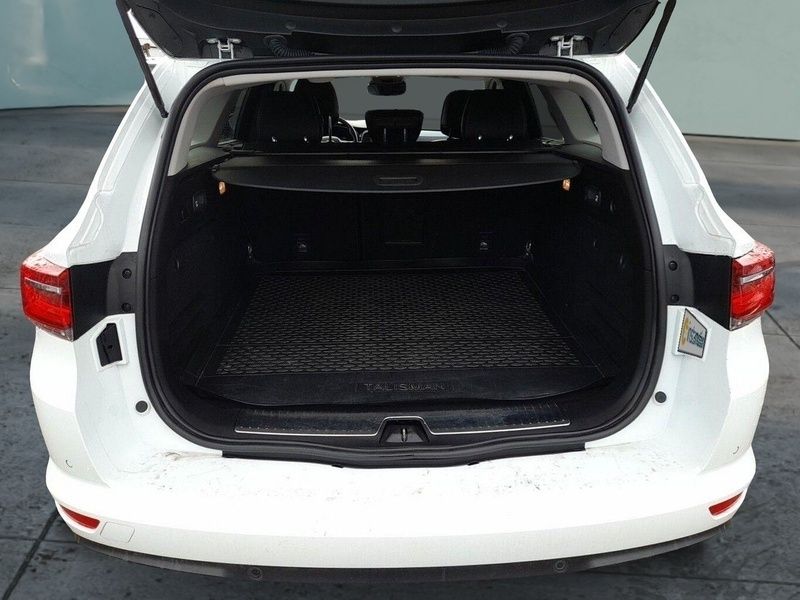 Gebraucht Renault Talisman Intens 159 PS (116 kW) 2022 Weiß Kombi