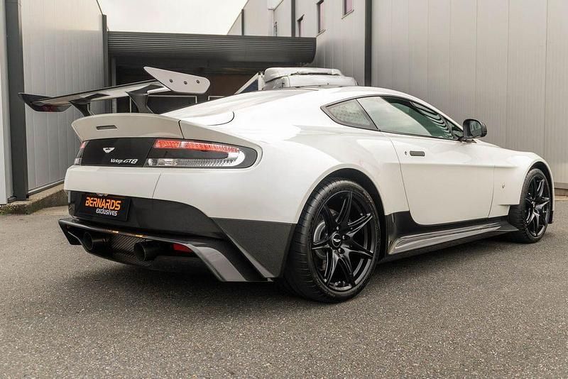 Gebraucht Aston Martin Vantage 446 PS (328 kW) 2017 Weiß Coupé