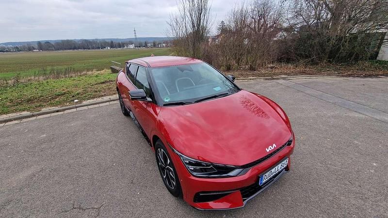 Rot Gebraucht 2024 Kia EV6 GT-Line SUV | 35.999 € - Bild 1/4