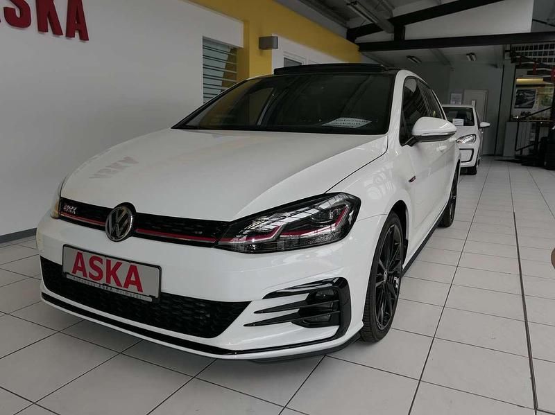 Gebraucht VW Golf VII GTI 245 PS (180 kW) 2019 Weiß Limousine