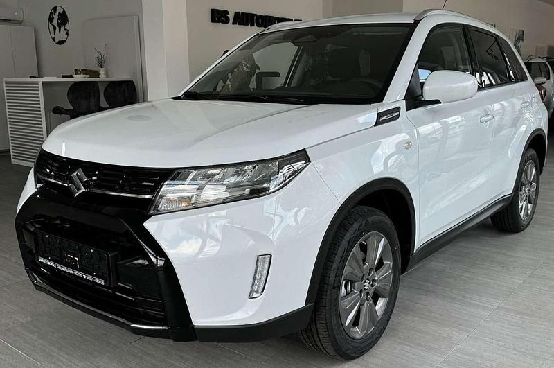 Weiß Neu 2025 Suzuki Vitara Comfort SUV | 23.900 € (Fairer Preis) - Bild 1/4