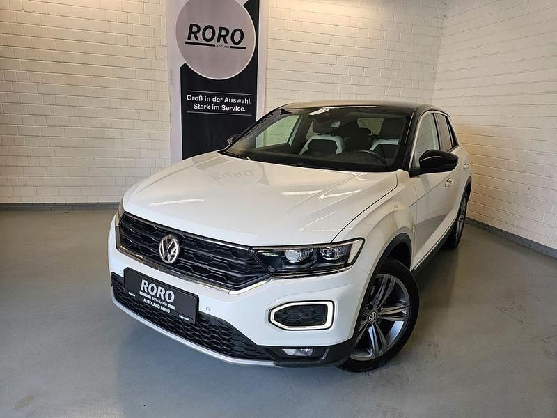 Weiß Gebraucht 2018 VW T-Roc Sportline SUV | 14.950 € (Guter Preis) - Bild 1/4