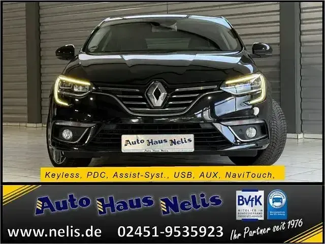 Gebraucht Renault Mégane IV Bose Edition 132 PS (97 kW) 2018 Sternenschwarzmet. (metallic) Limousine