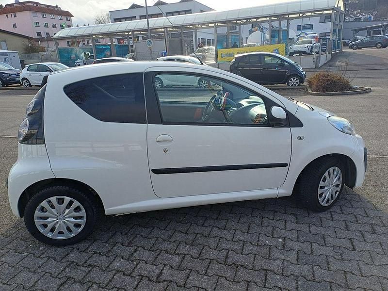 Gebraucht Citroën C1 SELECTION 68 PS (50 kW) 2014 Weiß Kleinwagen