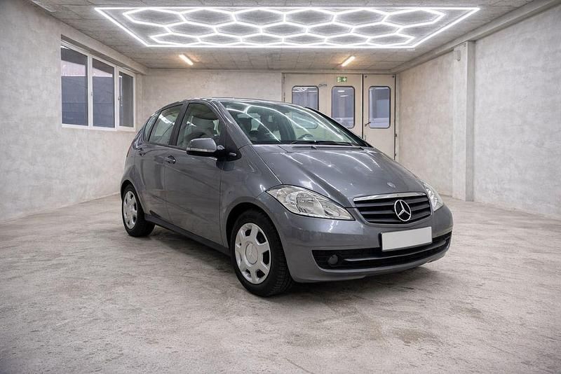 Gebraucht Mercedes A160 82 PS (60 kW) 2009 Silber Van / Kleinbus