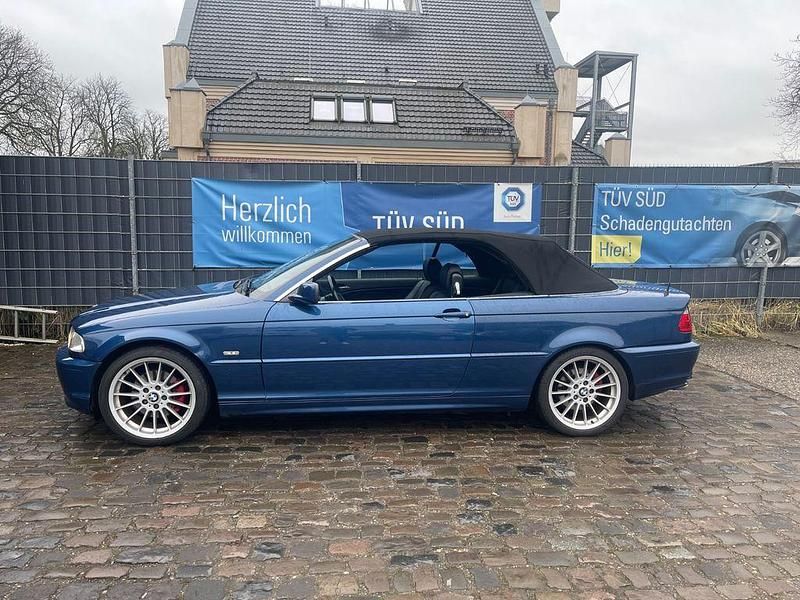 Gebraucht BMW 323 Cabriolet 170 PS (125 kW) 2000 Blau Cabrio