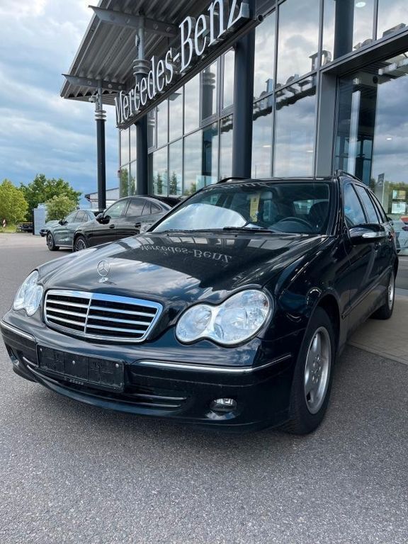 Schwarz Gebraucht 2006 Mercedes C180 Kombi | 2.490 € (Guter Preis) - Bild 1/4