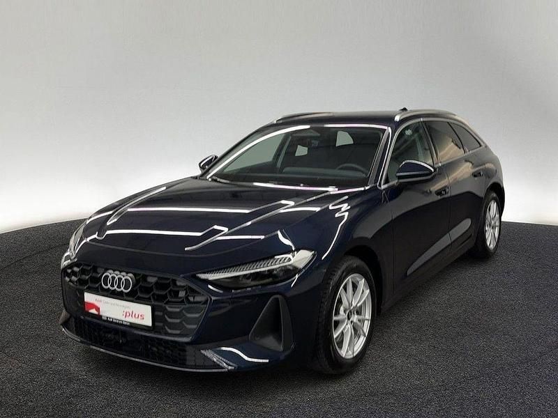 Gebraucht Audi A5 Sport 204 PS (150 kW) 2025 Firmamentblau metallic Kombi