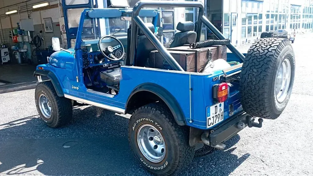 Gebraucht Jeep CJ 116 PS (85 kW) 1979 Blau SUV