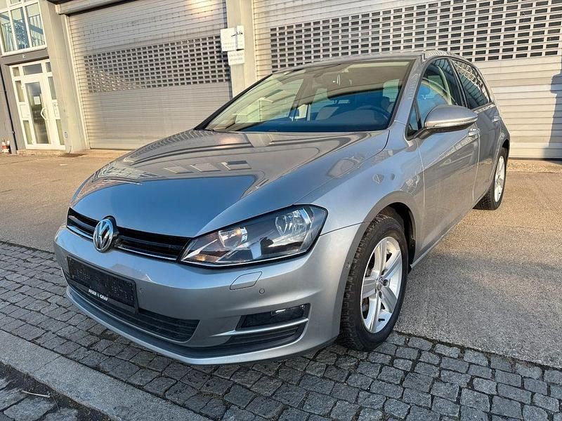 Silber Gebraucht 2013 VW Golf Limousine | 10.500 € (Fairer Preis) - Bild 1/4