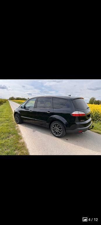 Gebraucht Ford S-MAX Titanium 140 PS (102 kW) 2010 Schwarz Van / Kleinbus