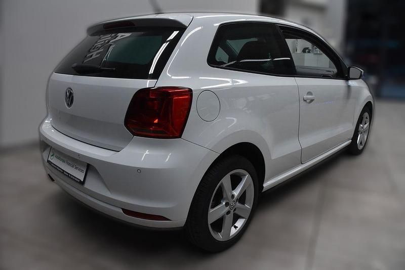 Gebraucht VW Polo Highline 110 PS (80 kW) 2014 Weiß metallic