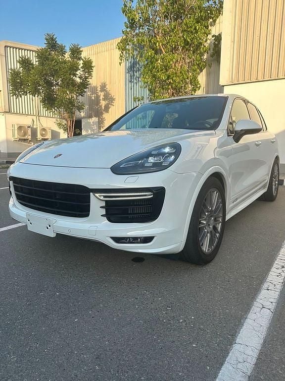 Gebraucht Porsche Cayenne GTS 441 PS (324 kW) 2016 Weiß SUV