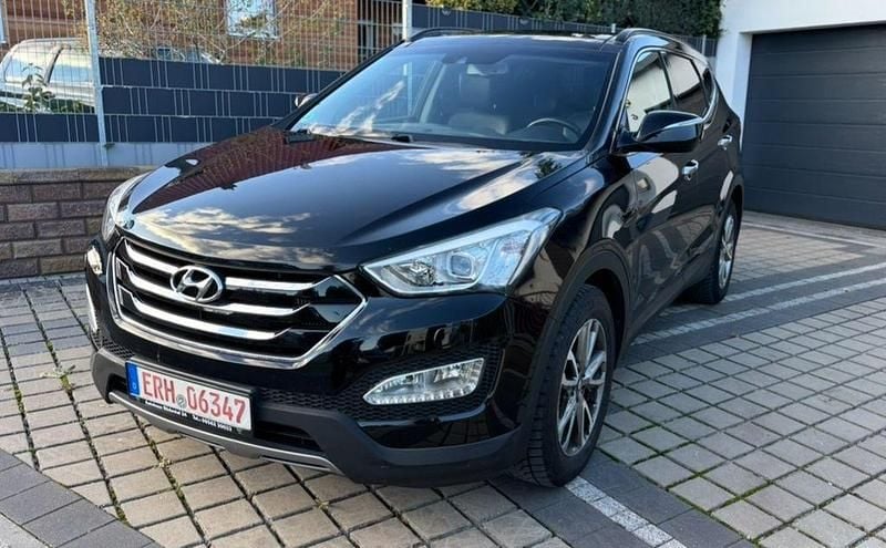 Schwarz Gebraucht 2013 Hyundai Santa Fe Premium SUV | 9.300 € (Teuer) - Bild 1/4