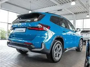 Gebraucht BMW X1 xLine 163 PS (119 kW) 2025 Blau (bmw individual blue bay lagoon) SUV