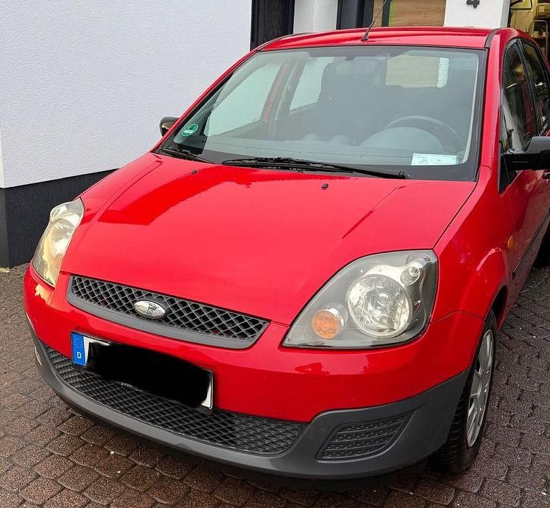 Rot Gebraucht 2006 Ford Fiesta Limousine | 790 € (Guter Preis) - Bild 1/4