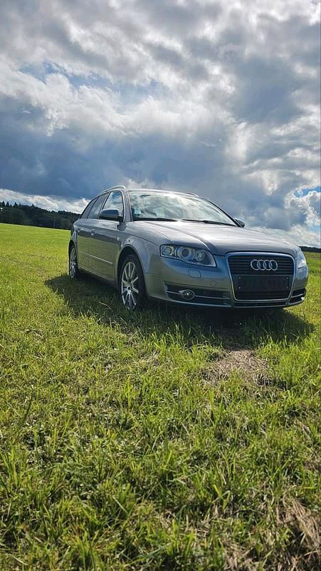 Silber Gebraucht 2006 Audi A4 Kombi | 3.150 € (Fairer Preis) - Bild 1/4