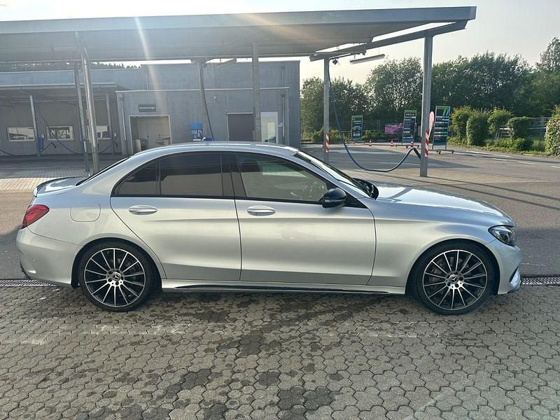 Gebraucht Mercedes C250 AMG line 211 PS (155 kW) 2016 Silber Limousine