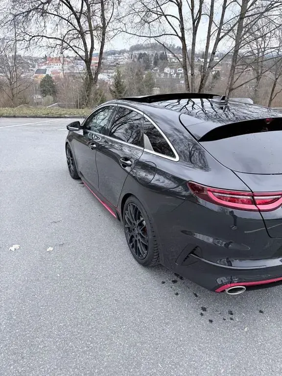 Używany Kia ProCeed GT 204 KM (150 kW) 2023 Czarny Kombi