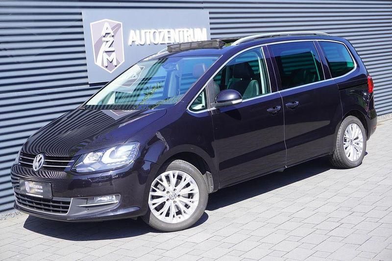 Schwarz Gebraucht 2011 VW Sharan Highline Van / Kleinbus | 9.990 € (Etwas zu teuer) - Bild 1/4
