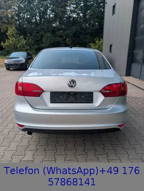Gebraucht VW Jetta Comfortline 105 PS (77 kW) 2014 Silber Limousine