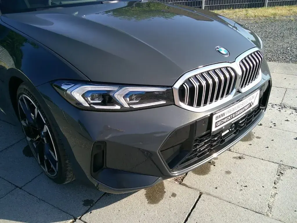 Gebraucht BMW 320 M Sport 190 PS (139 kW) 2025 Grau Kombi