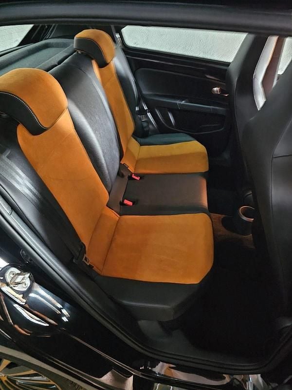 Usata VW up! 65 CV (47 kW) 2017 Nero Utilitaria