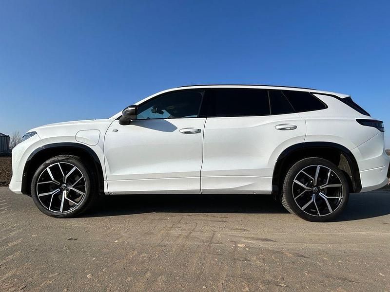 Gebraucht VW Tayron Style 204 PS (150 kW) 2025 Weiß SUV