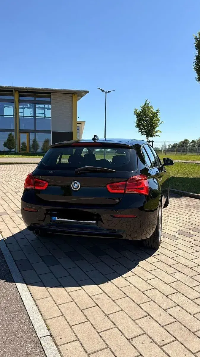 Gebraucht BMW 116 M Sport 116 PS (85 kW) 2017 Schwarz Kleinwagen