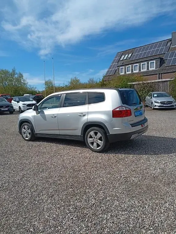 Gebraucht Chevrolet Orlando LT 163 PS (119 kW) 2014 Silber Van / Kleinbus