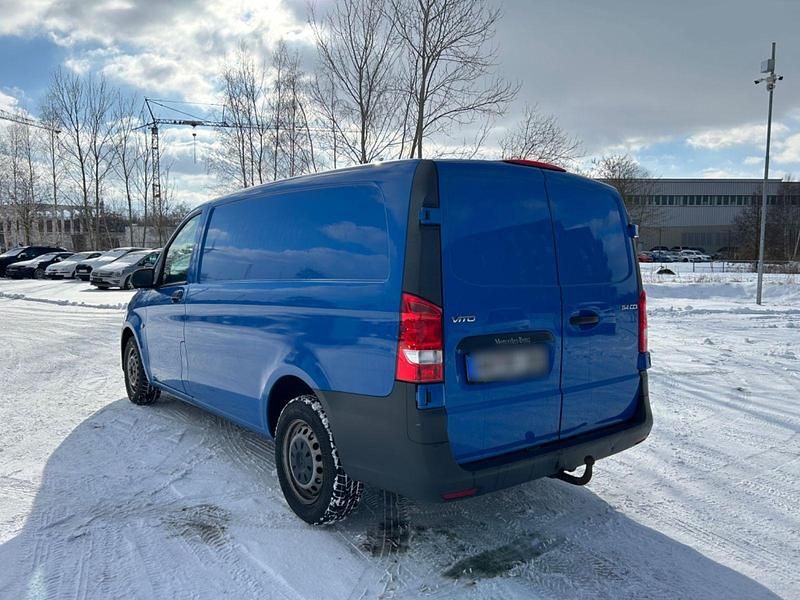 Gebraucht Mercedes Vito 136 PS (100 kW) 2016 Blau Van