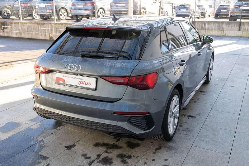 Gebraucht Audi A3 S-Line 150 PS (110 kW) 2024 Daytonagrau perleffekt Limousine