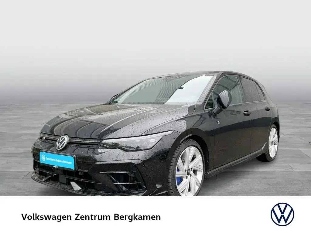 Gebraucht VW Golf VIII Style 333 PS (244 kW) 2025 Grenadillschwarz metallic Limousine