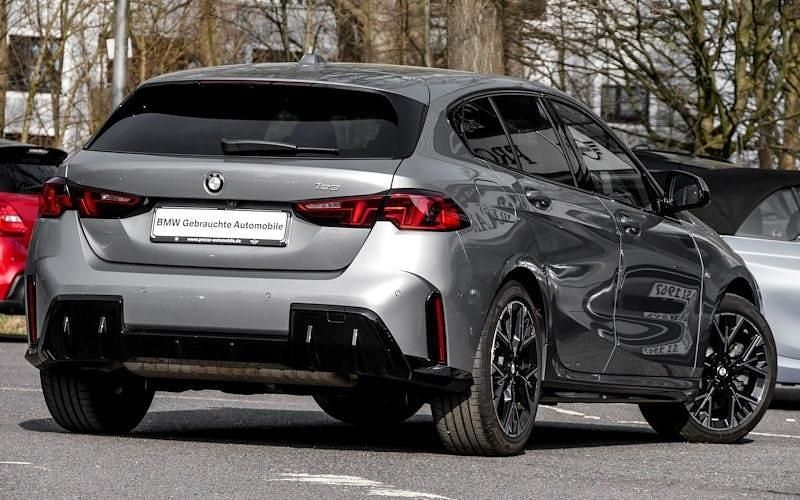 Gebraucht BMW 123 Shadowline 218 PS (160 kW) 2025 Grau Kleinwagen