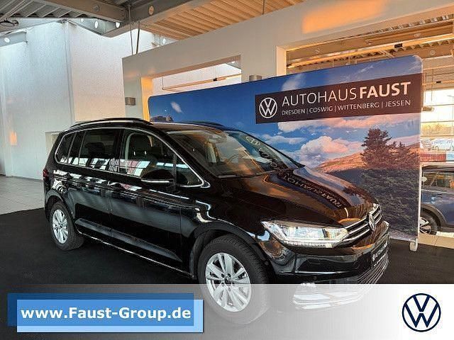 Gebraucht VW Touran Highline 150 PS (110 kW) 2025 Schwarz Van / Kleinbus