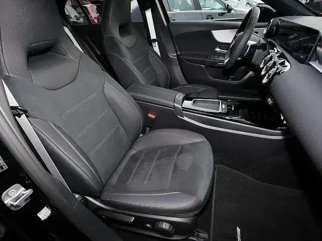 Gebraucht Mercedes A200 Edition 163 PS (119 kW) 2026