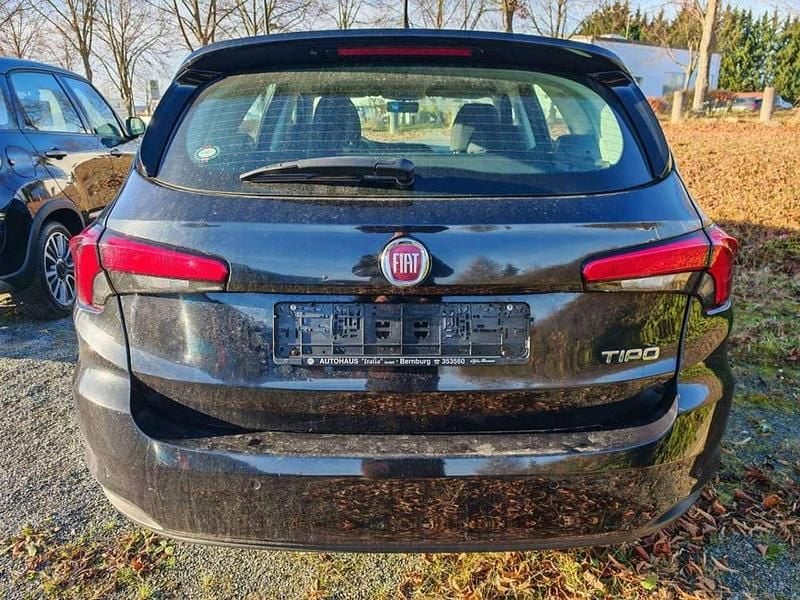 Gebraucht Fiat Tipo Pop 95 PS (69 kW) 2017 Cinema schwarz metallic Kombi