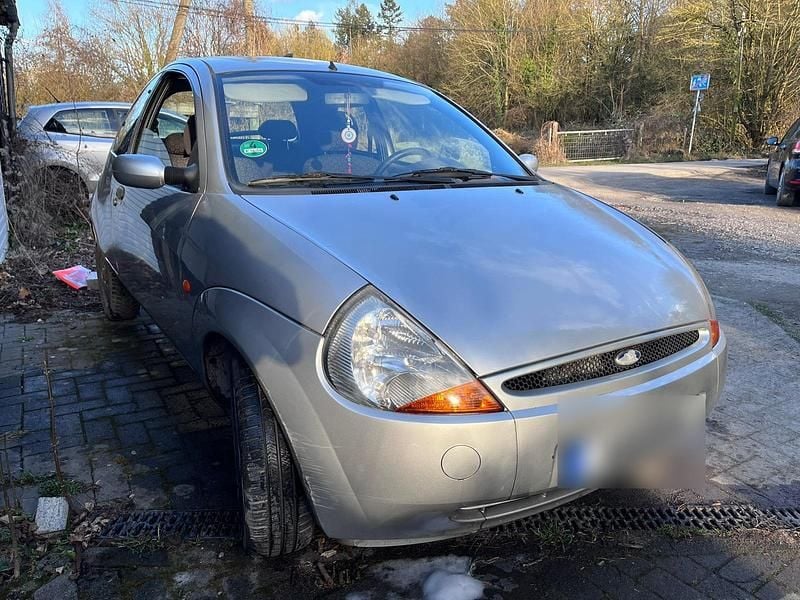 Gebraucht Ford Ka 60 PS (44 kW) 2002 Silber Kleinwagen