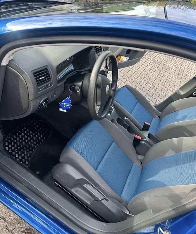 Gebraucht VW Golf IV Trendline 80 PS (58 kW) 2005 Blau Kleinwagen