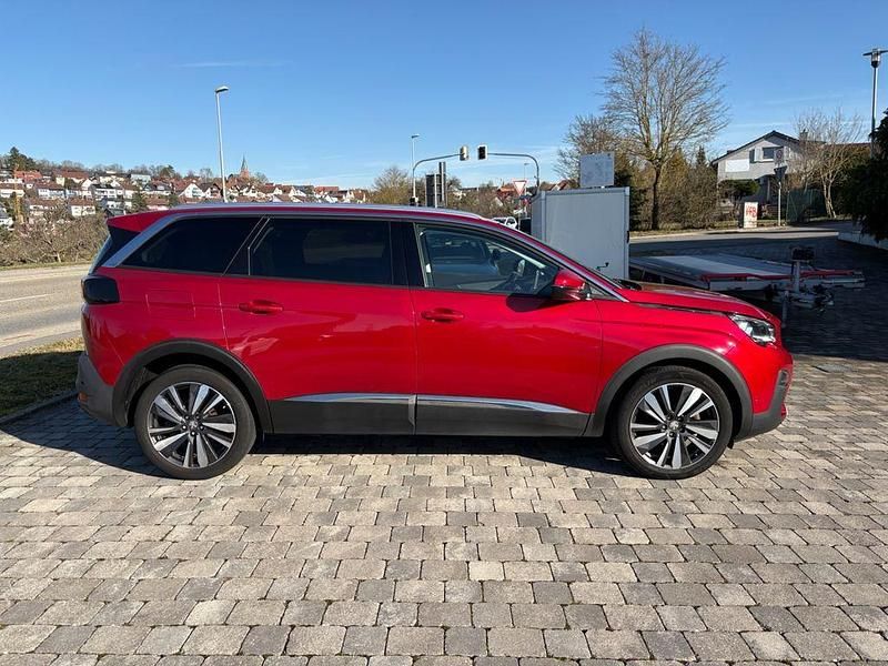 Gebraucht Peugeot 5008 Allure 131 PS (96 kW) 2020 Rot SUV