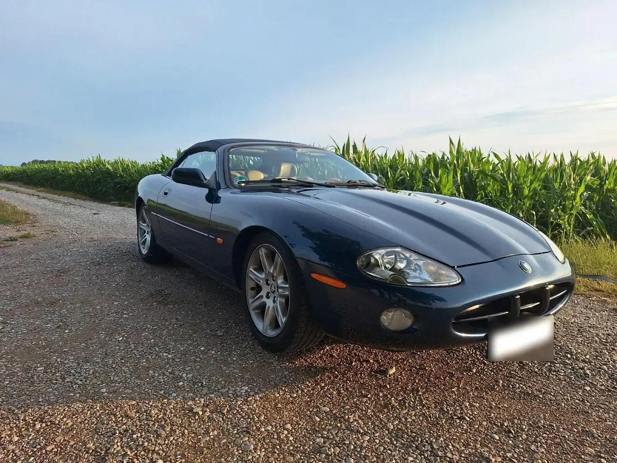 Gebraucht Jaguar XK8 284 PS (208 kW) 2000 Blau Cabrio