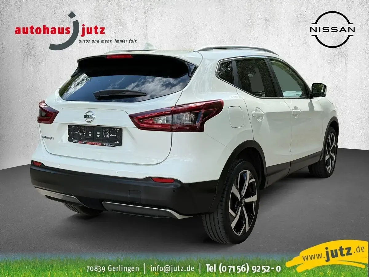 Gebraucht Nissan Qashqai Akari 158 PS (116 kW) 2021 Weiß SUV